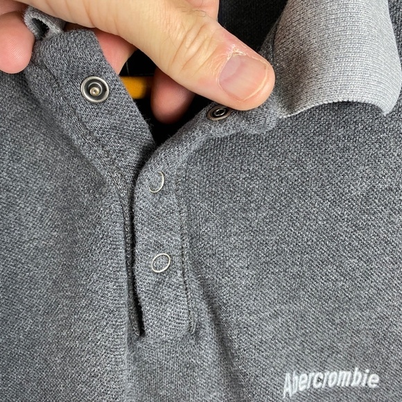 Abercrombie & Fitch Women's Gray Short Sleeve "Muscle" Polo Snap Shirt Size XL - Picture 5 of 11